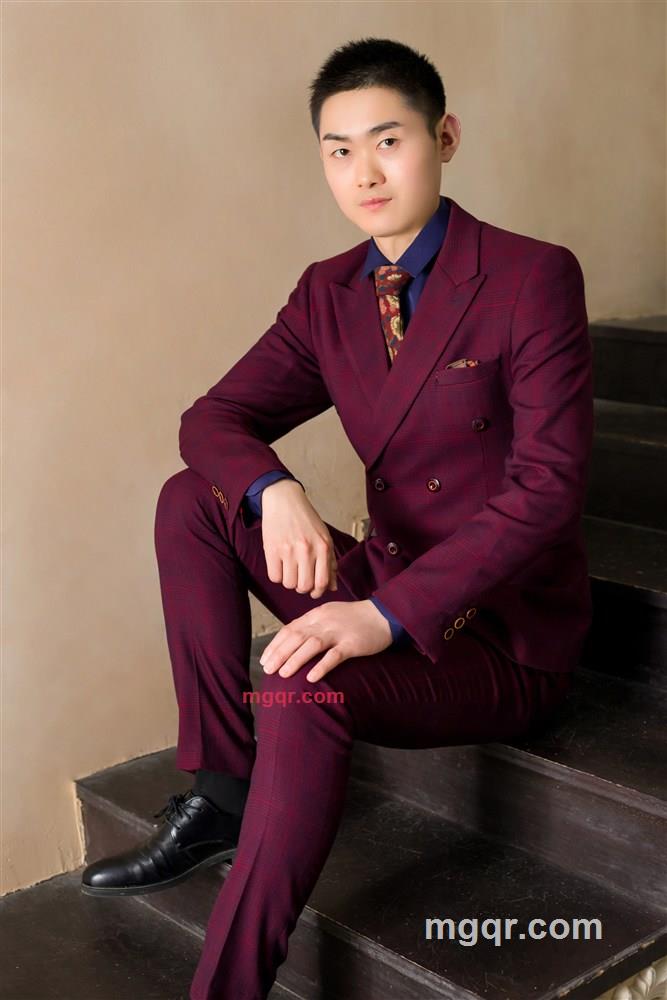 cai宏威的第3张照片