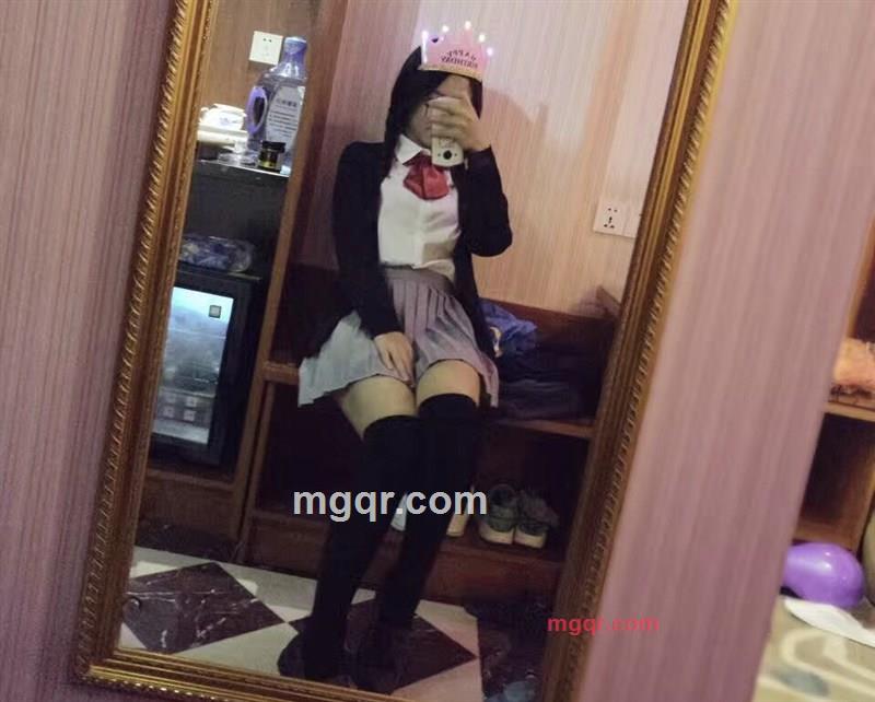 气质美女的第1张照片