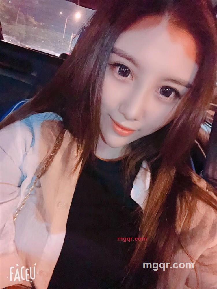 卓琪琪琪的第2张照片