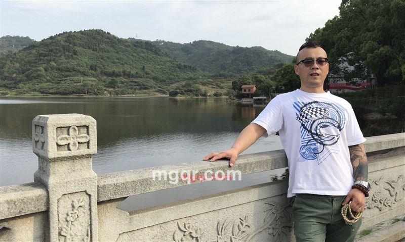 田畕畾的第1张照片