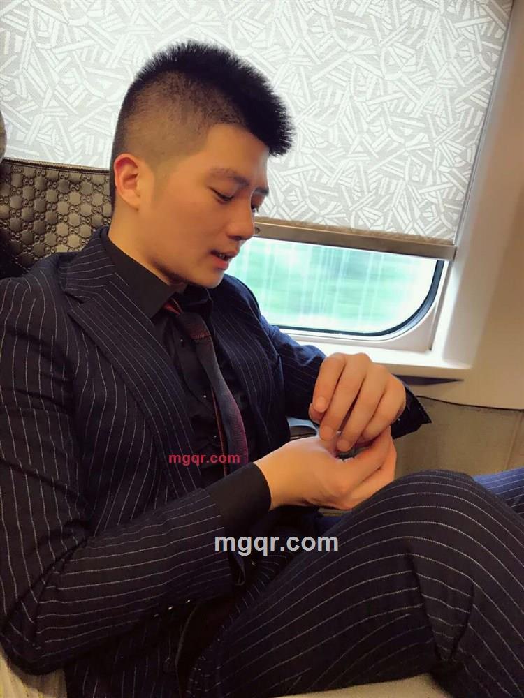 静等一人归来的第1张照片