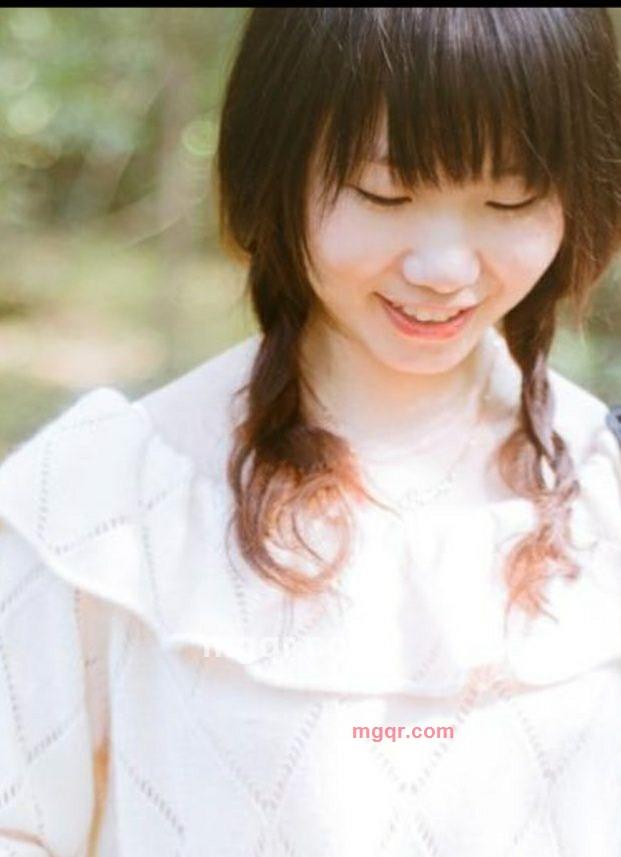 丑小丫的第1张照片