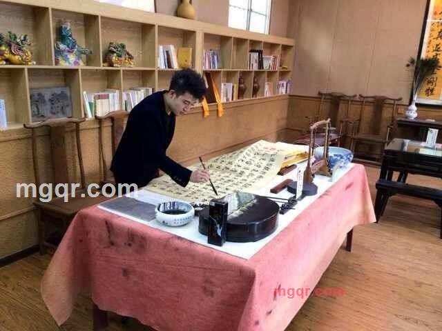 爱??的秘密的第1张照片