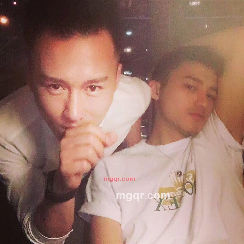 小白狼的第1张照片