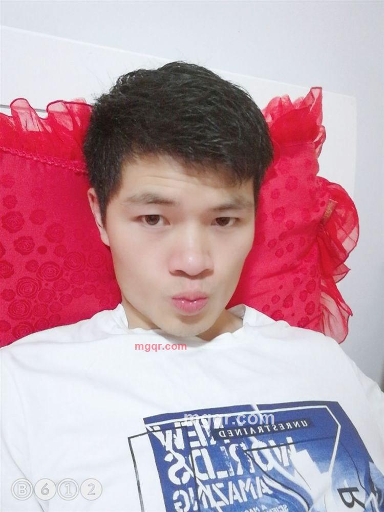 纯情夜色的第2张照片