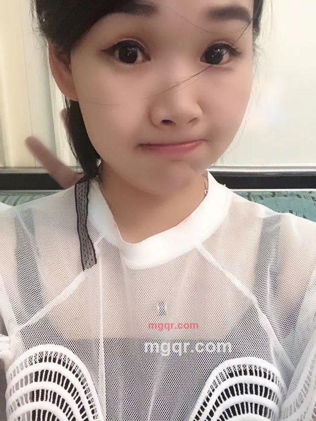 嘿,那谁的第1张照片