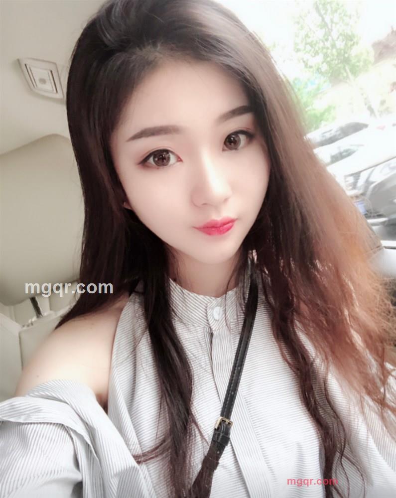 小草莓呀啵的第1张照片