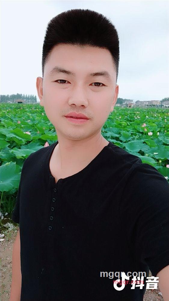 云想衣裳花想容 的第1张照片