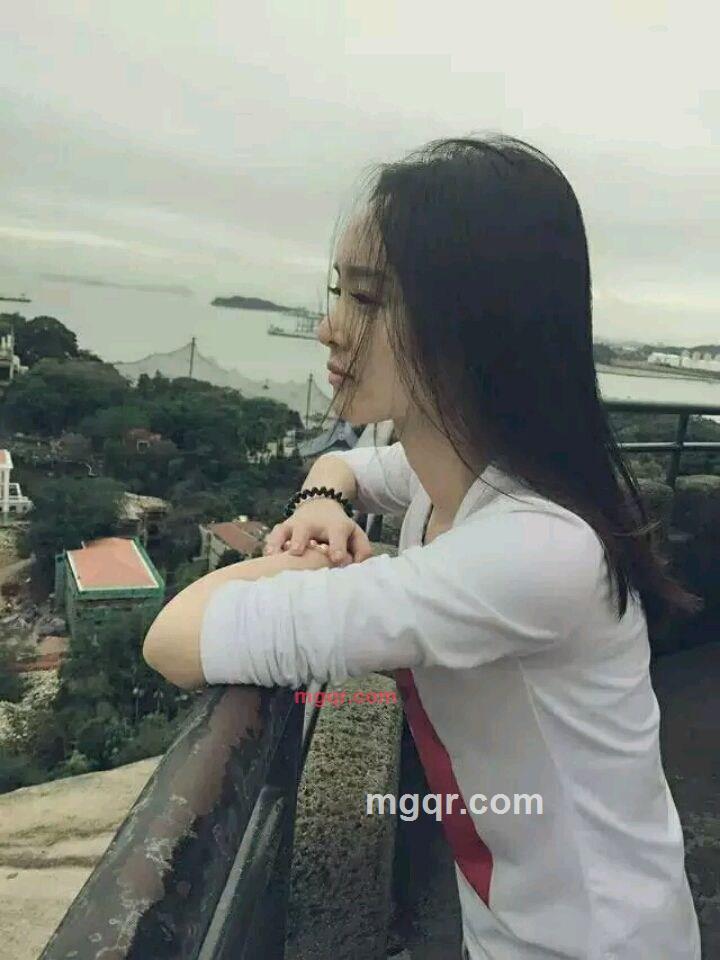 蛇形善心的第1张照片