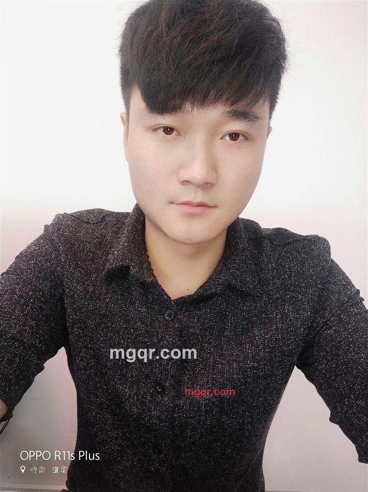 爱激情的小哥哥的第1张照片