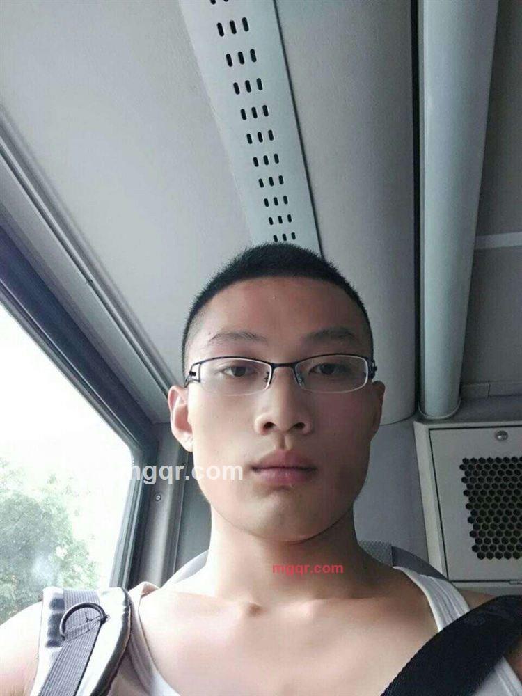 落寞的第1张照片