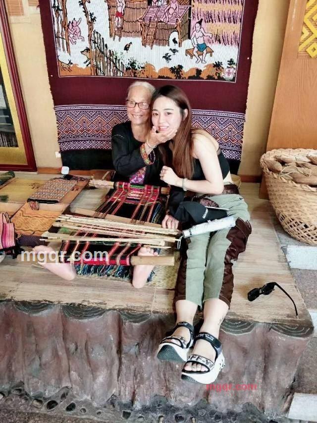 李静的第3张照片