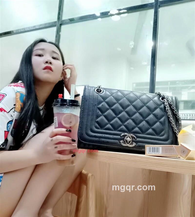 小静吖头的第1张照片