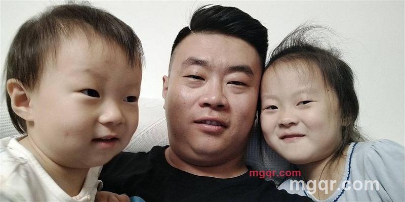 恶魔情人的第1张照片