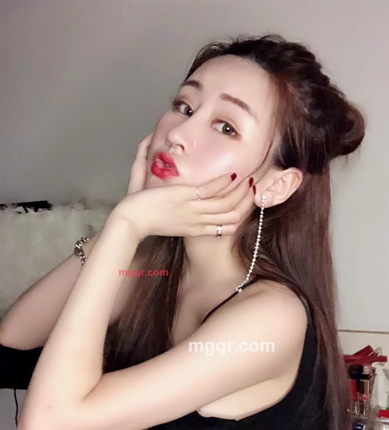 CinderellaQ的第1张照片