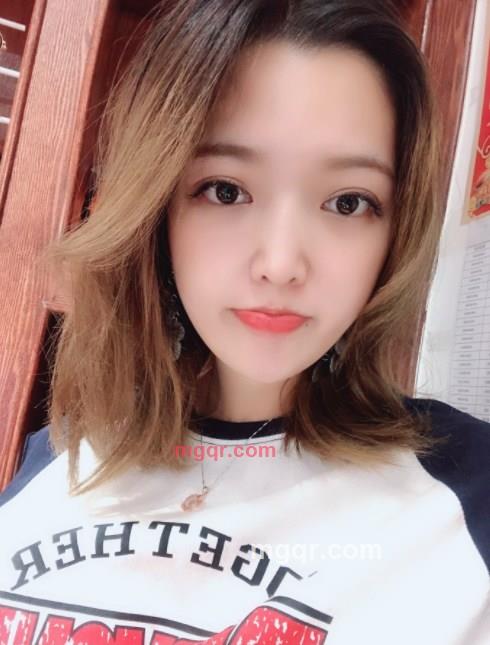 一个人一杯子的第1张照片