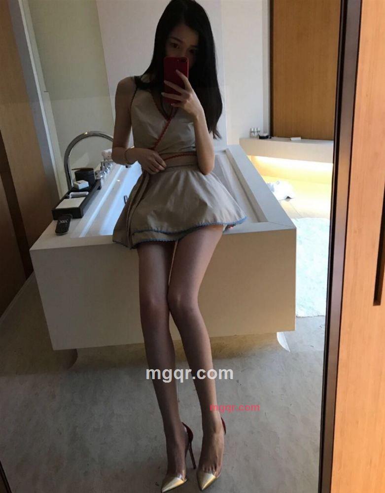 情绪小姐的第1张照片