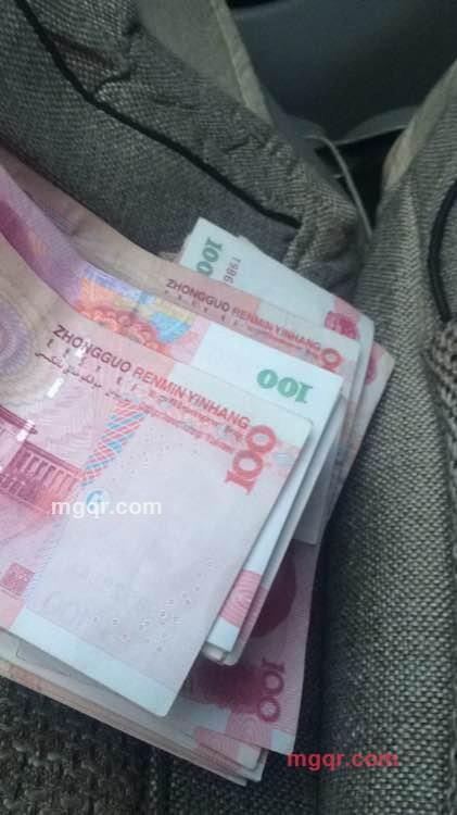 有钱的阿哥的第6张照片