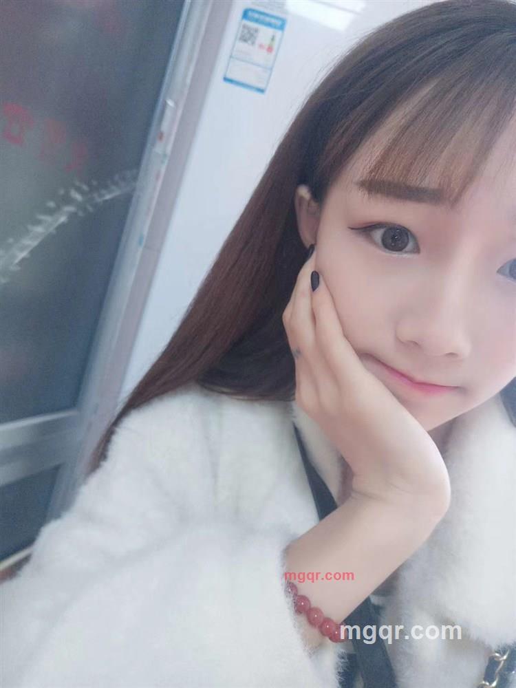 李雯的第1张照片