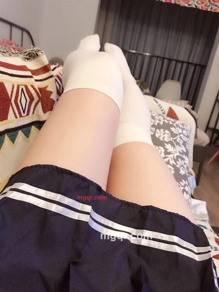 17岁的小可爱的第1张照片