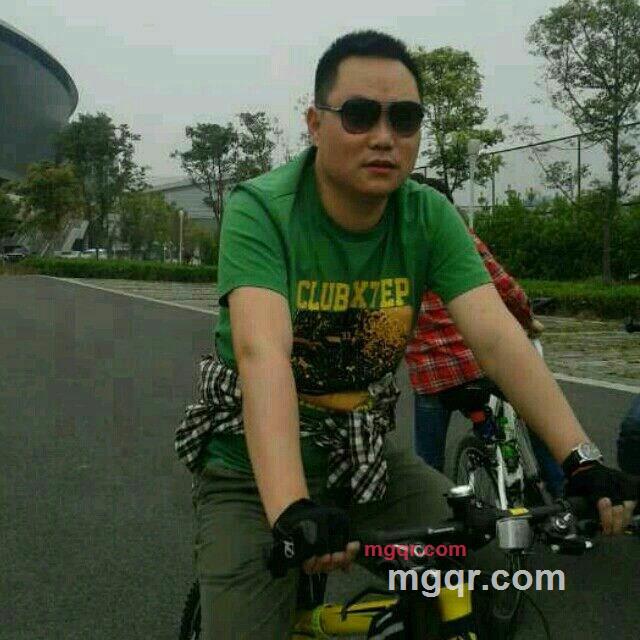 硕壮+**的第1张照片