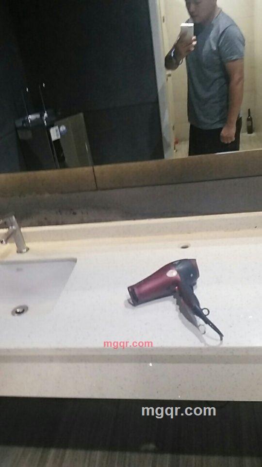 qkswjd的第1张照片