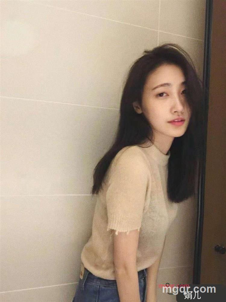 轻眯笑弯眼的第4张照片