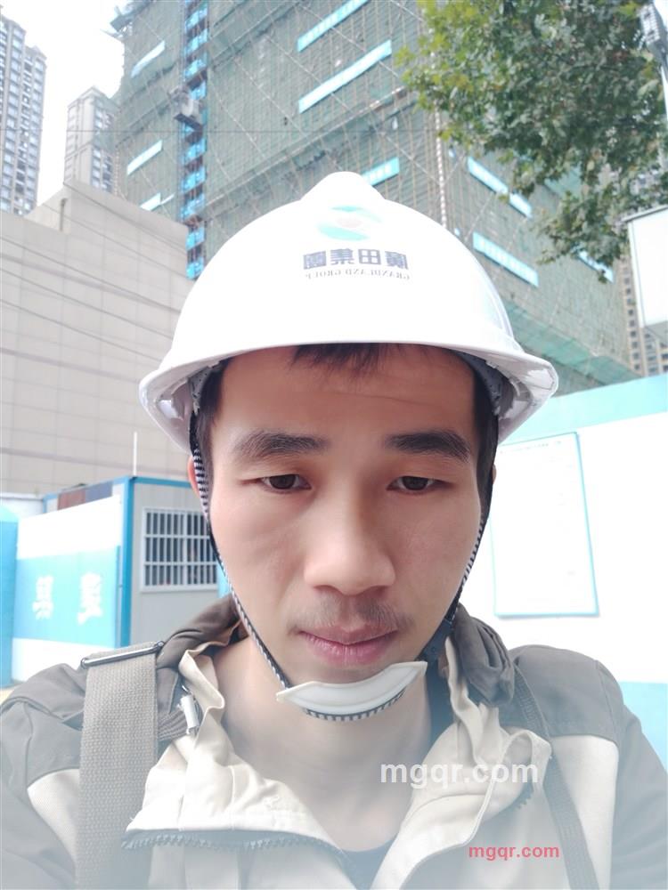 真诚的男人的第1张照片