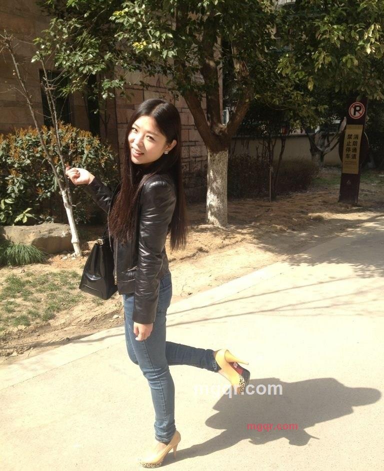 月亮上的糖果的第1张照片