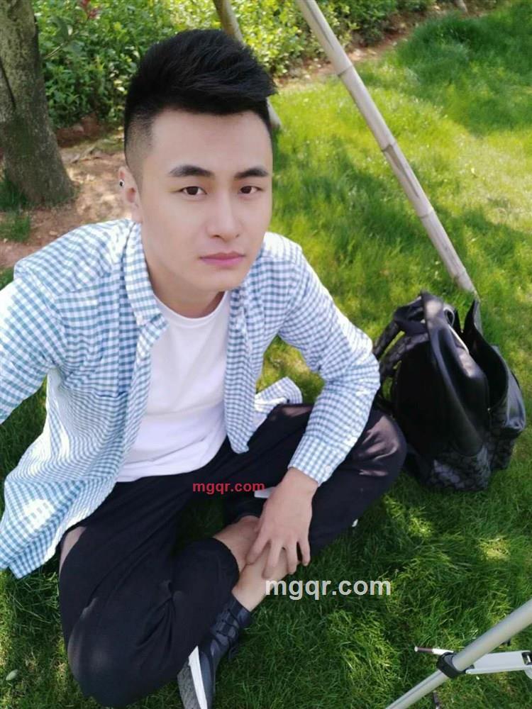 遇到对的她的第2张照片