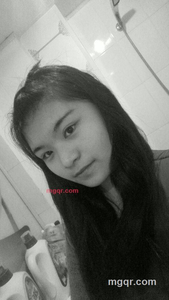 小魔女的第1张照片