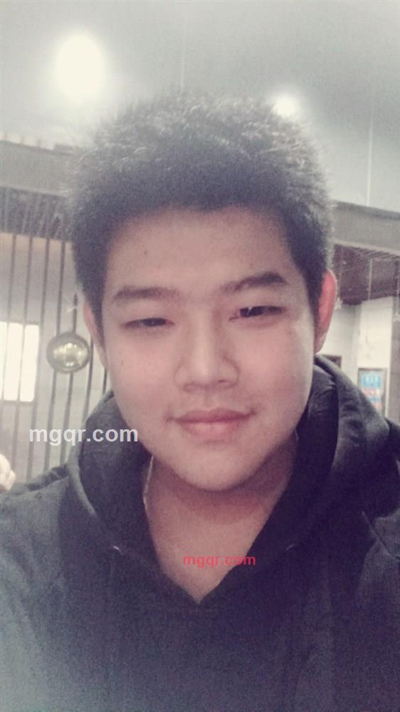 爱你**的第2张照片