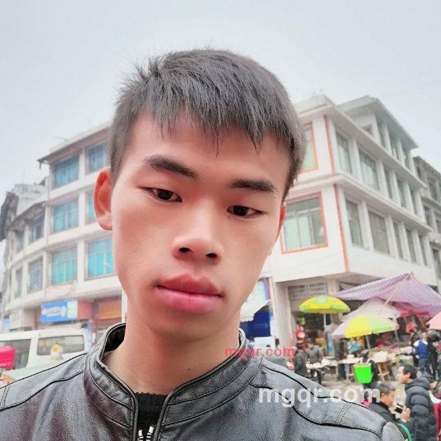 cq小火*的第1张照片