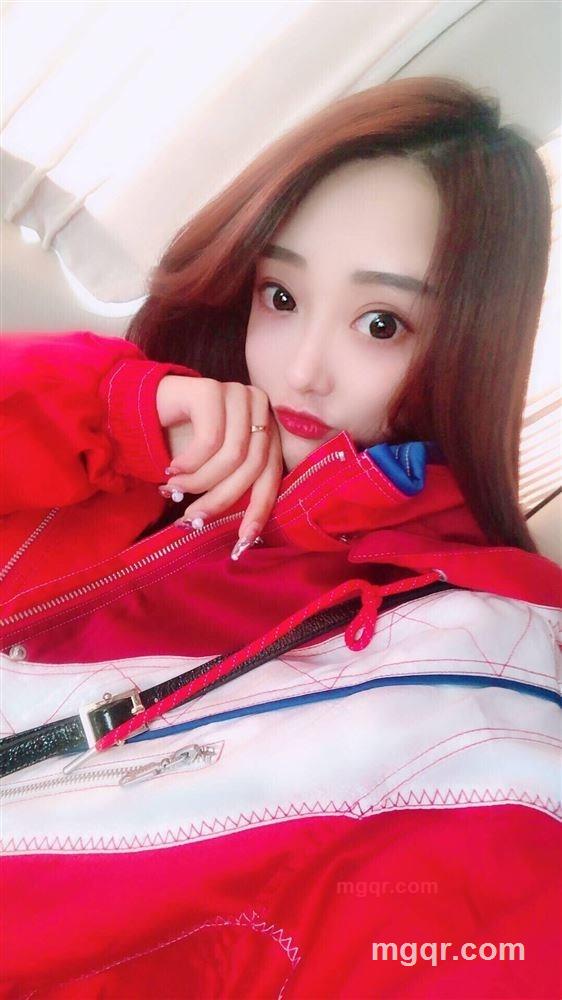 奇怪的小姐姐??的第4张照片