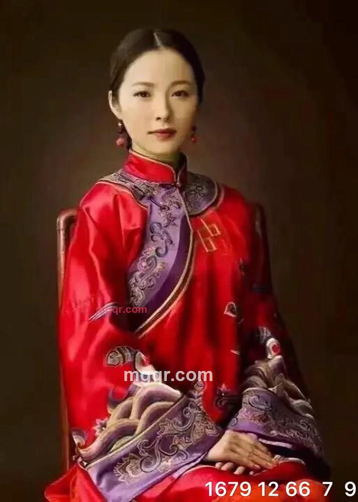 我只对你笑的第1张照片