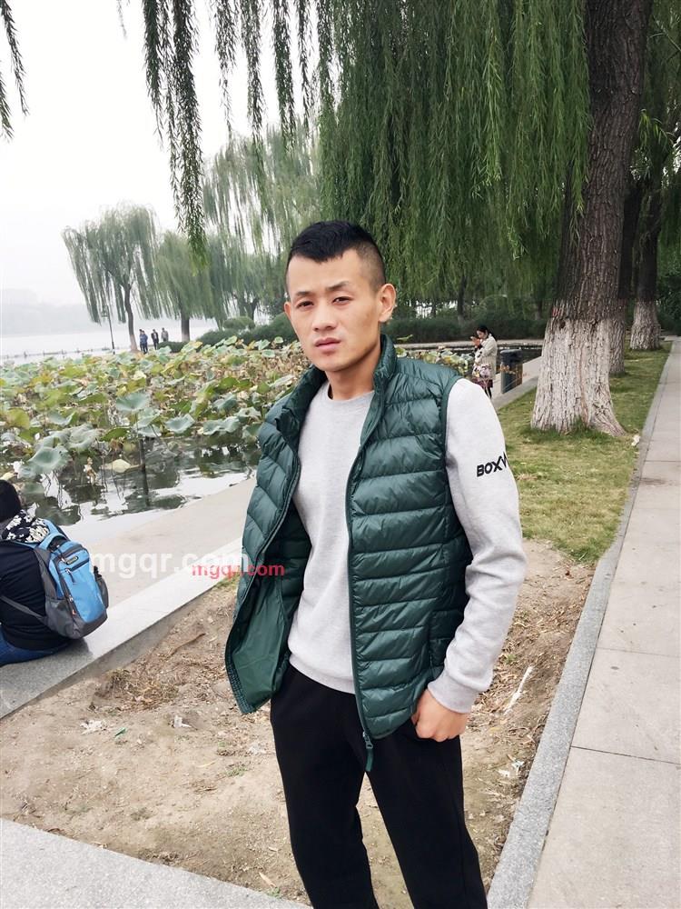 一路上有你的第1张照片