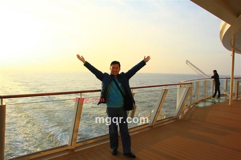 A怕瓦落地的第3张照片