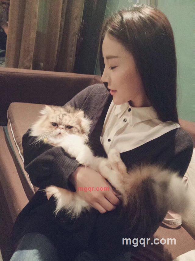 summertime sadness的第1张照片