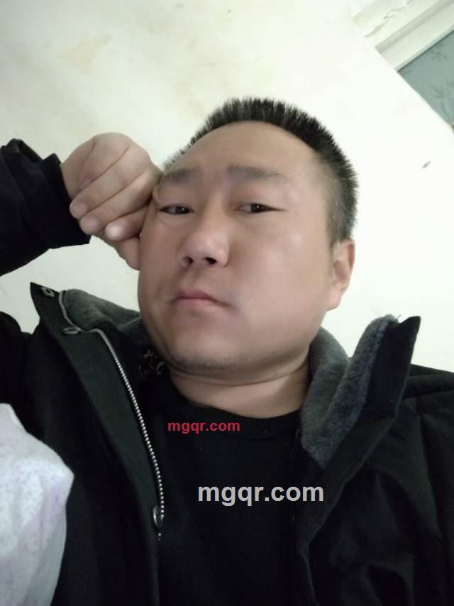 秘密的爱的第2张照片