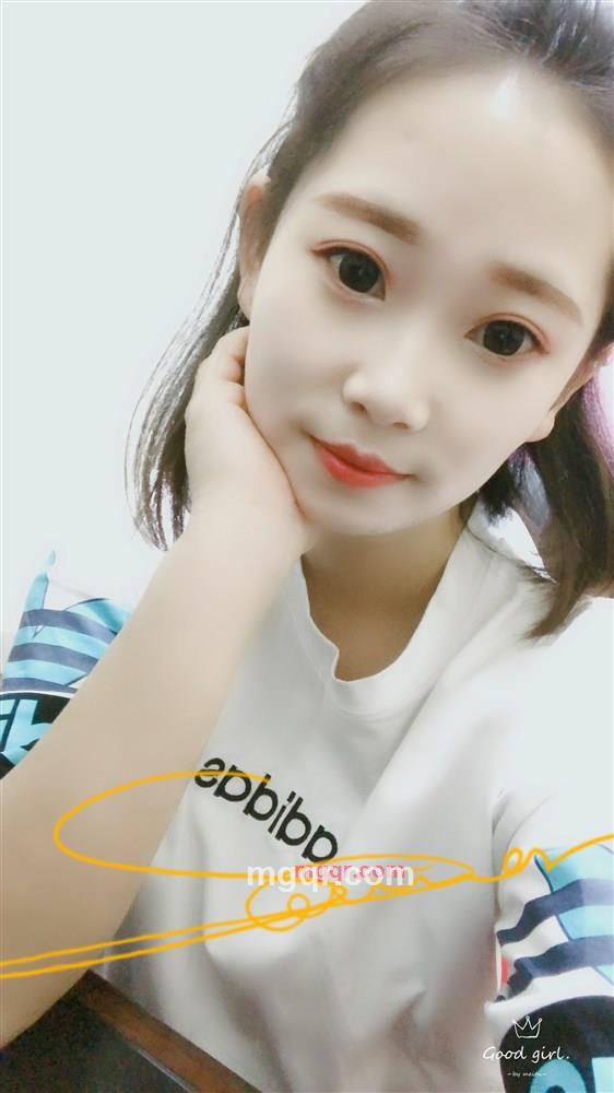 伊人红妆的第1张照片