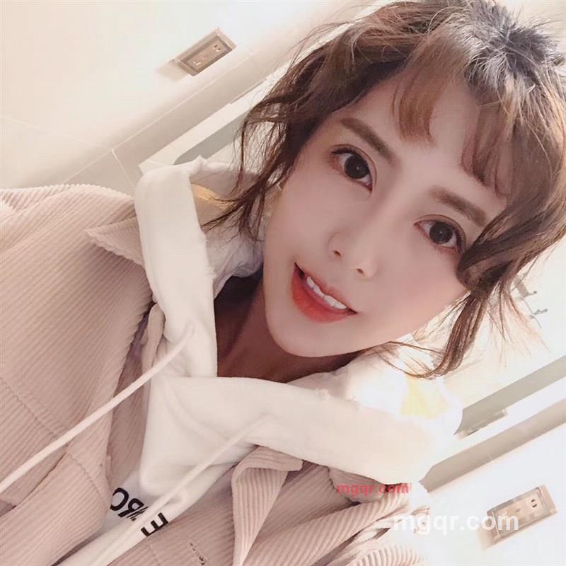 一只猫咪的第4张照片