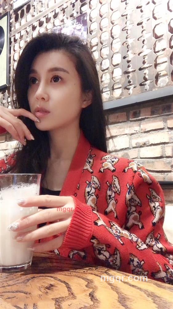 安然不若素的第1张照片