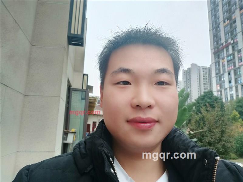 久硬的夜的第1张照片