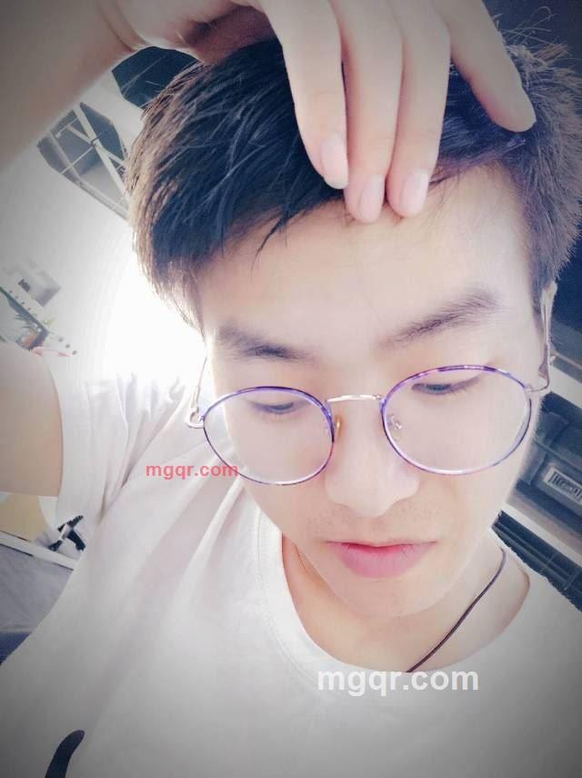 小傲娇i的第2张照片