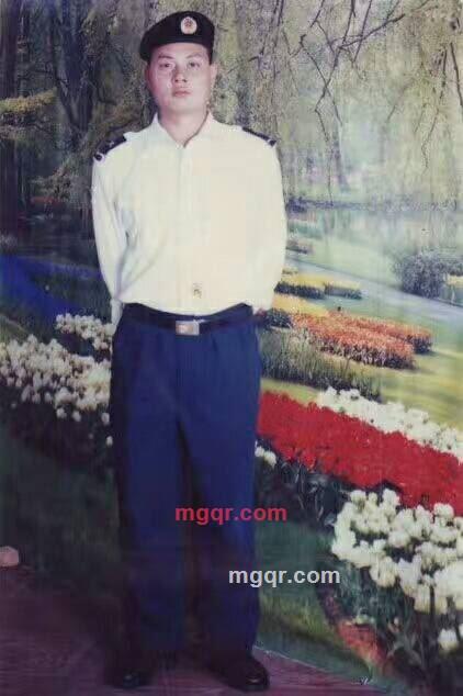 欧克红**的第1张照片