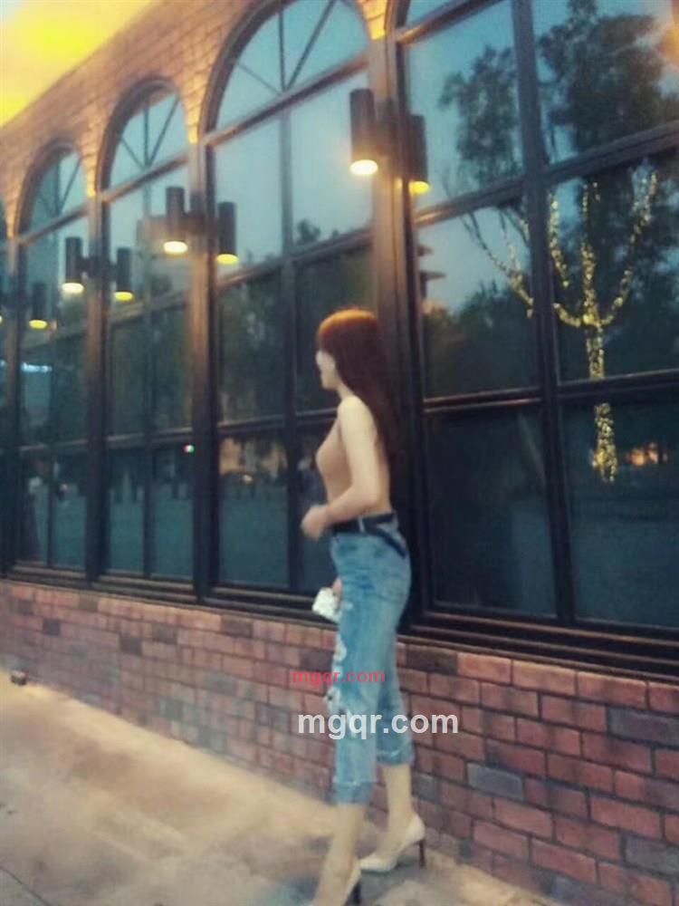 陨丹妮的第1张照片