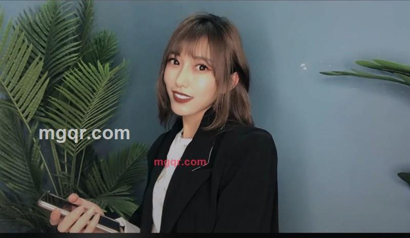 小仙雯的第1张照片