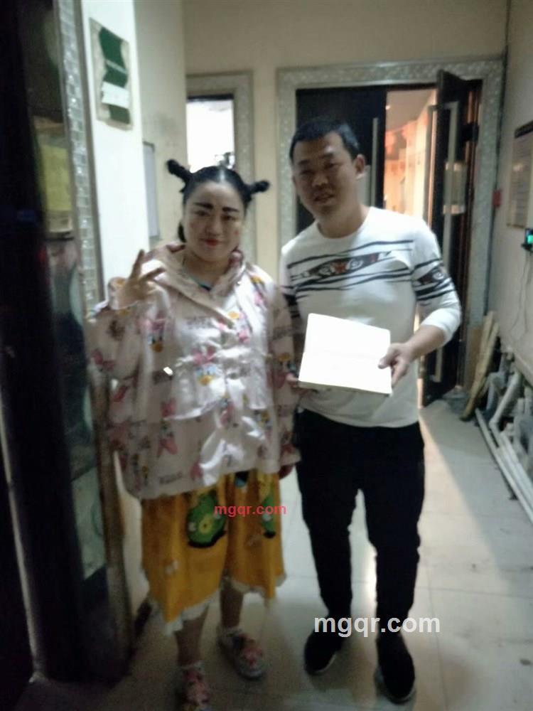 忧伤般的男人的第3张照片