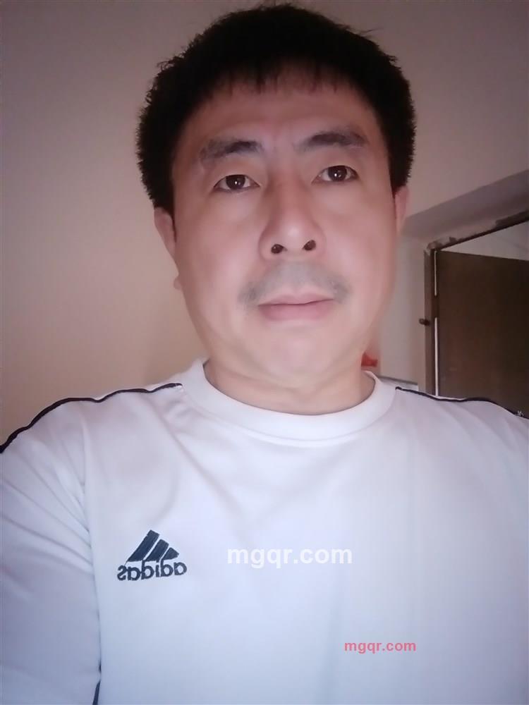 沙漠飞鹰的第1张照片