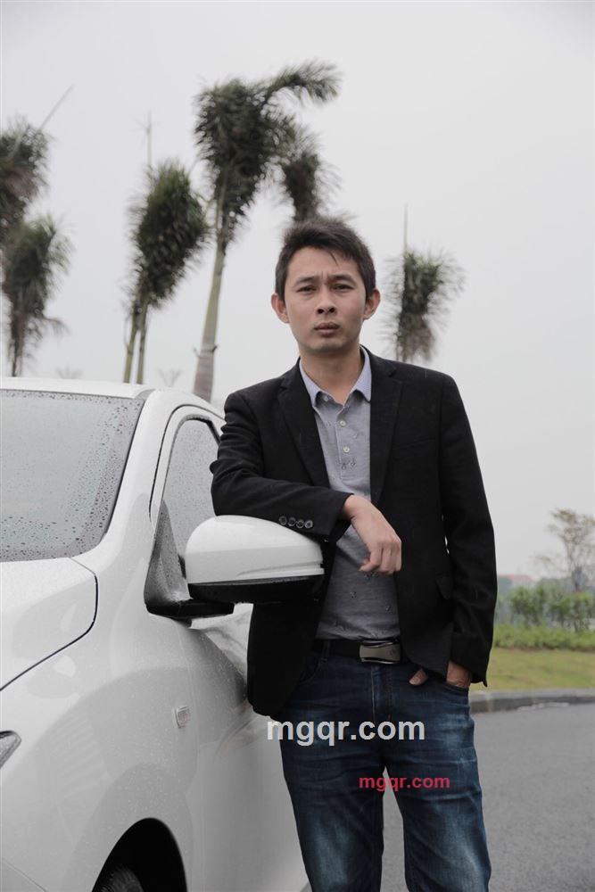 夜里很孤单的第3张照片